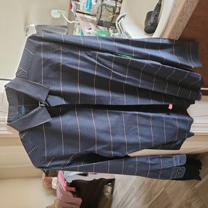 Perry Ellis button up long sleeve shirt